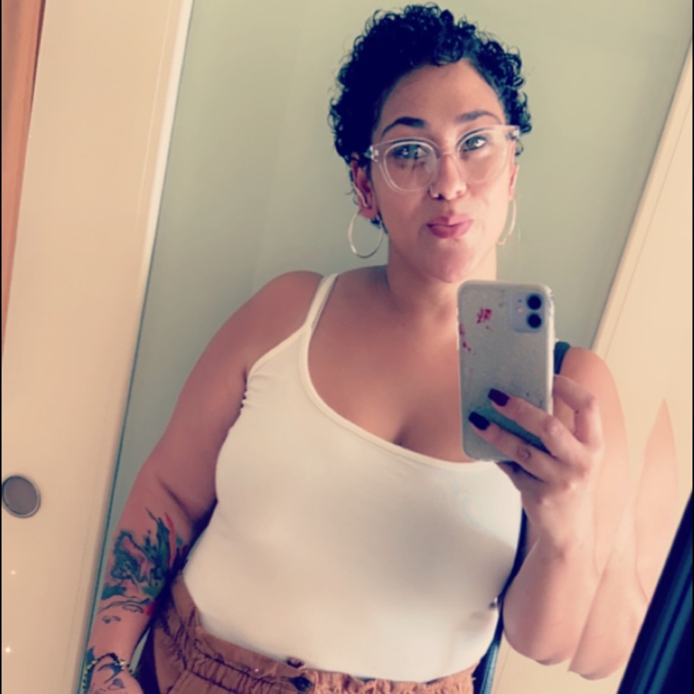 Meet your Posher, Erica